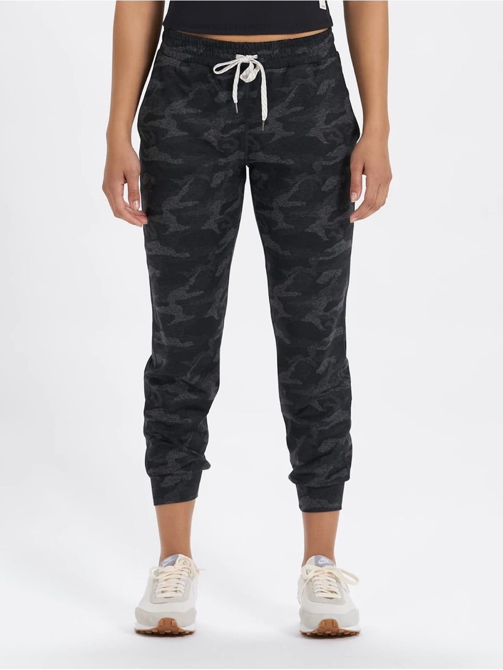 Vuori Camo Joggers